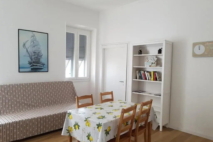 Room 2 of 15