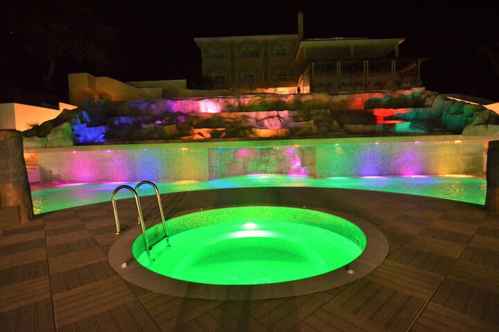 Pool 47 of 106