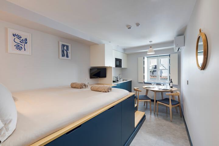 Room 15 of 44
