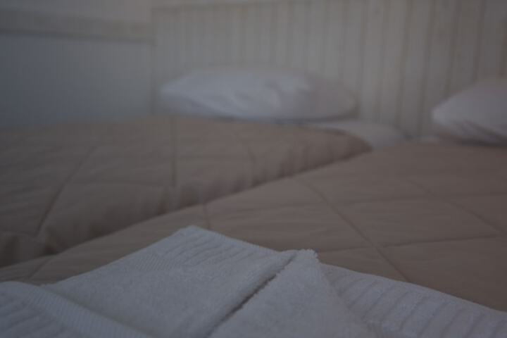 Room 7 of 79