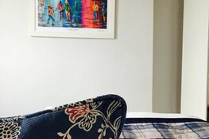 Room 9 of 10