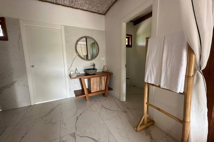 Room 52 of 124