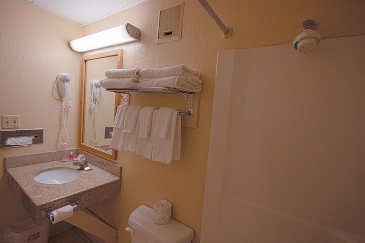 Room 38 of 47
