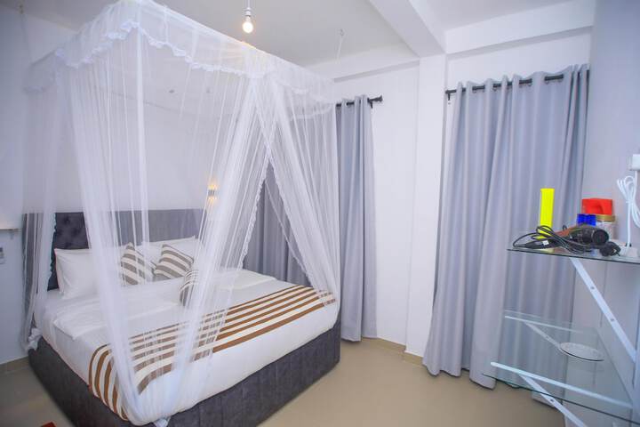 Room 21 of 41