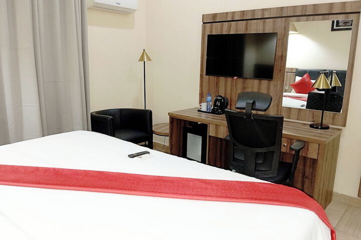 Room 11 of 78