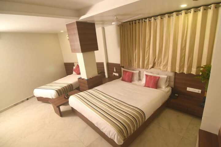 Room 7 of 15