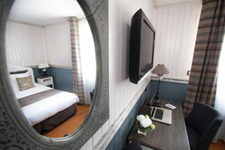 Room 22 of 27