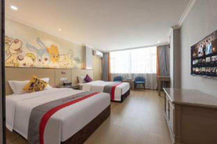 Room 21 of 23