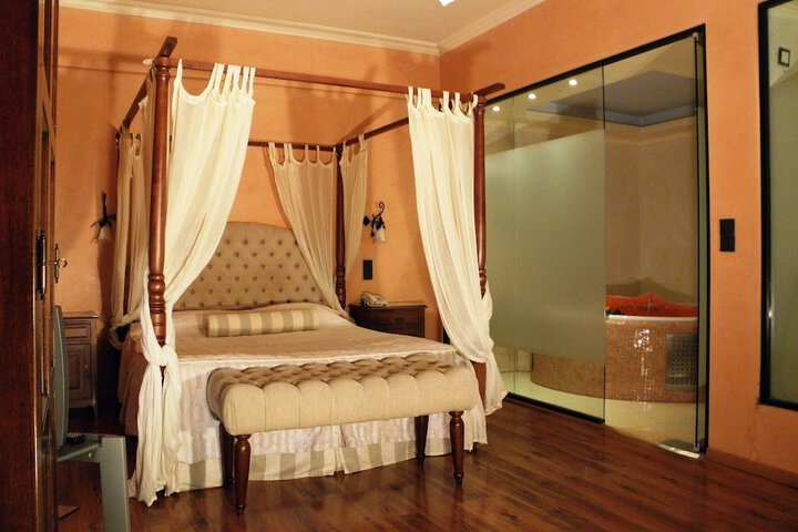 Room 20 of 71