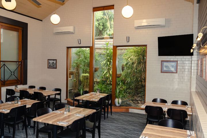 Dining Photos
