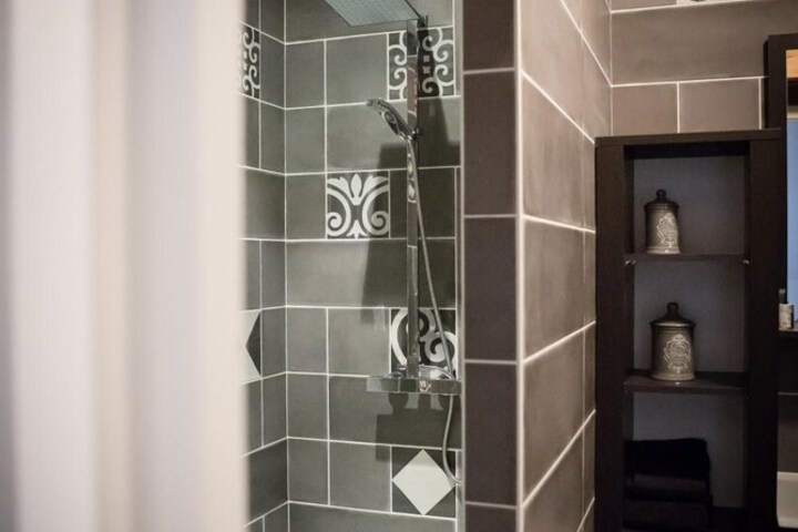 Bathroom Interior Photo