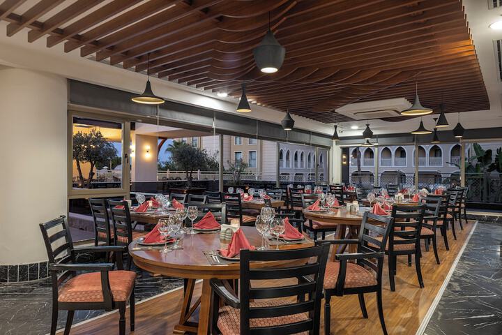 Dining 96 of 134