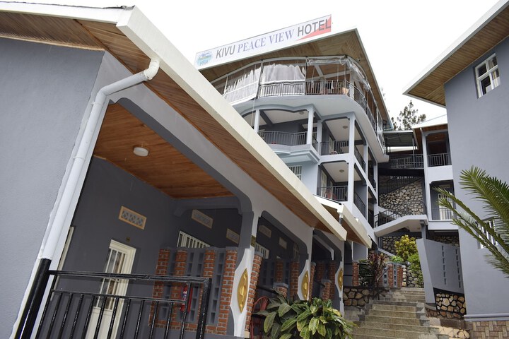 Hotel 90 of 97