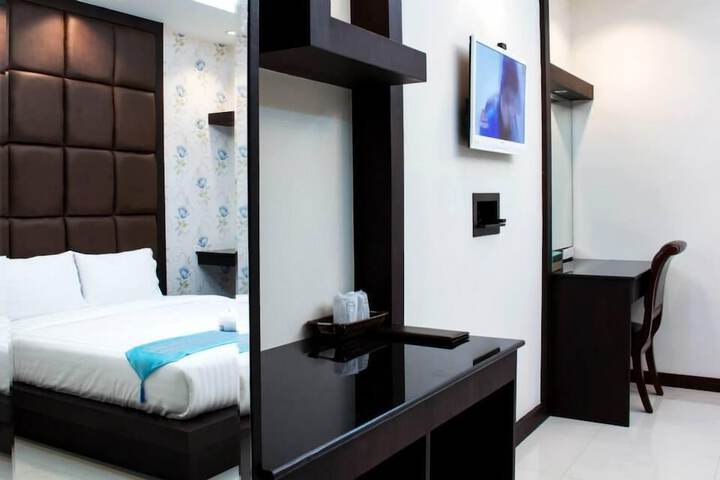 Room 17 of 26