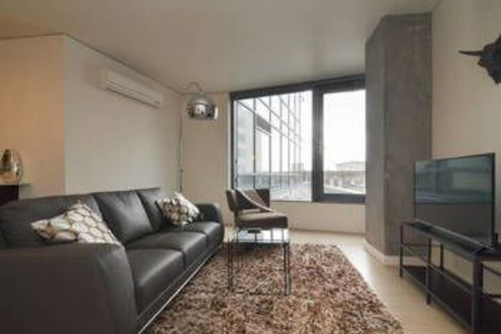Room 16 of 22