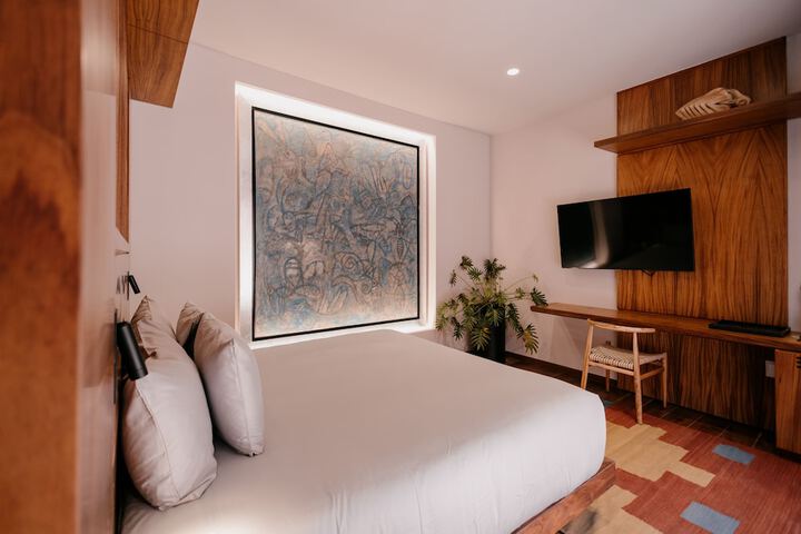 Room 32 of 78