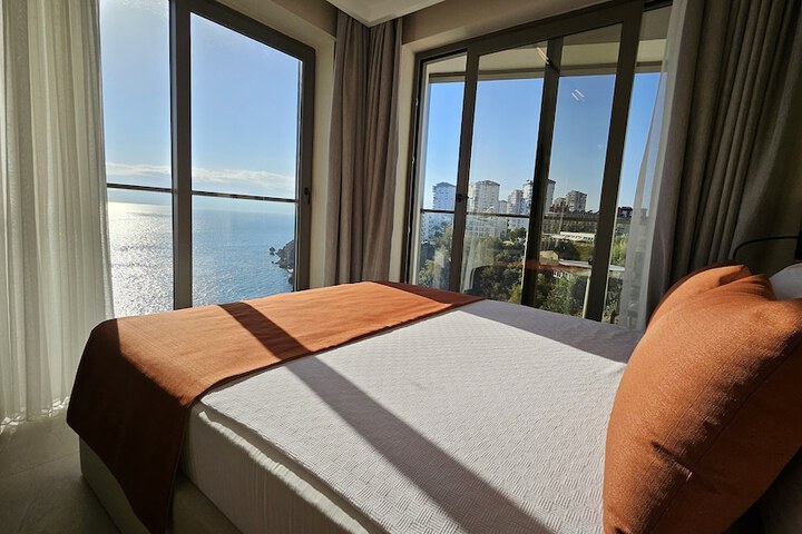 Room 15 of 31