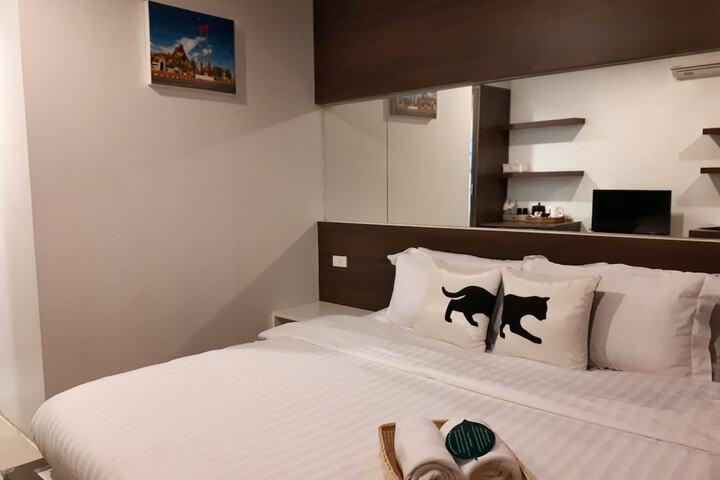 Room 13 of 39