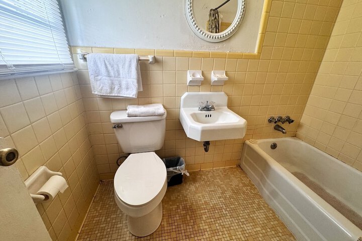 Room 79 of 91