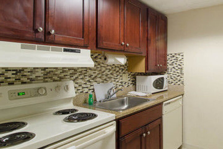 Room 20 of 28