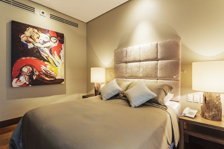 Room 4 of 34