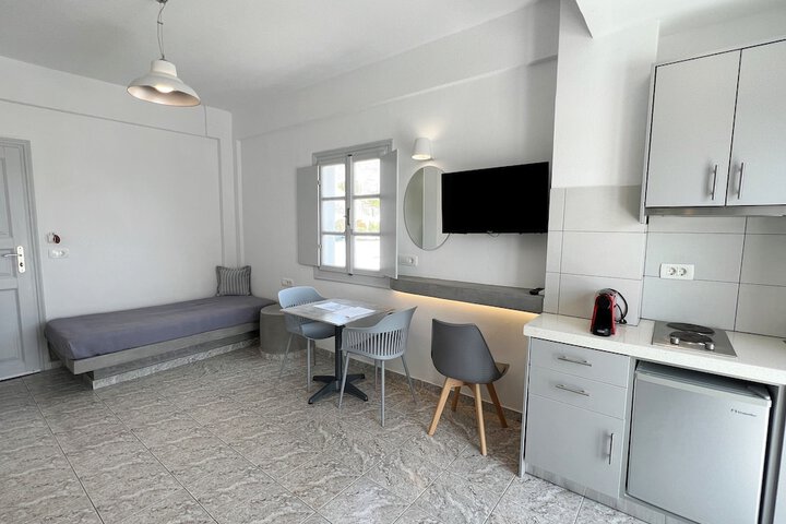 Room 16 of 78