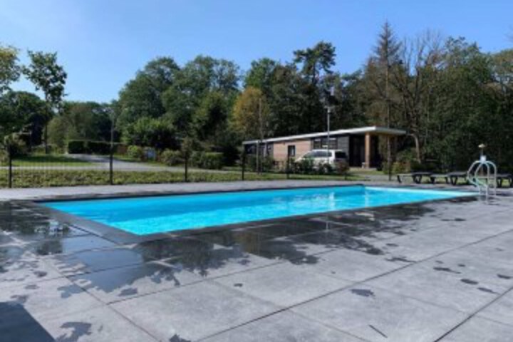 Pool 124 of 143