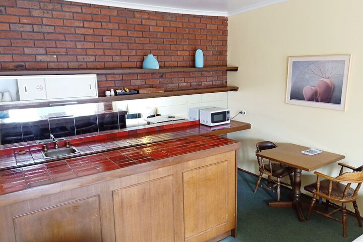 Private kitchenette