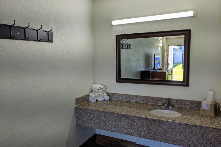 Room 7 of 20
