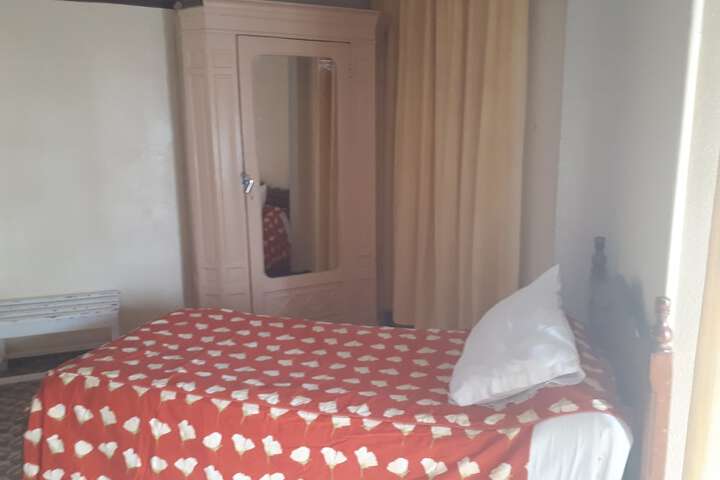 Room 5 of 15