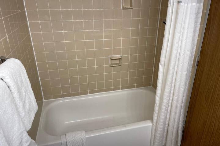 Double Accessible King Size Bed (14 of 24)