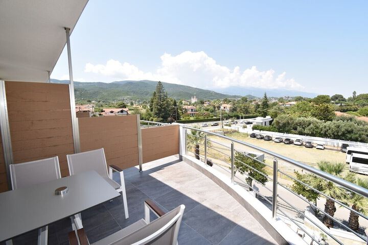 Terrace/Patio 36 of 70