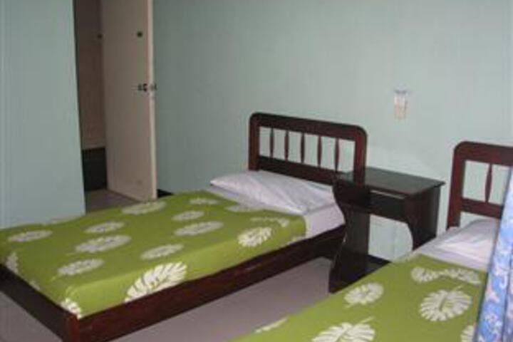 Room 2 of 5