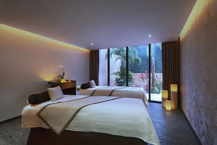 Room 4 of 26