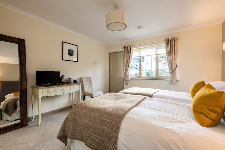 Room 4 of 26