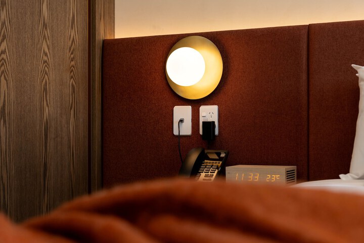 Room 13 of 71