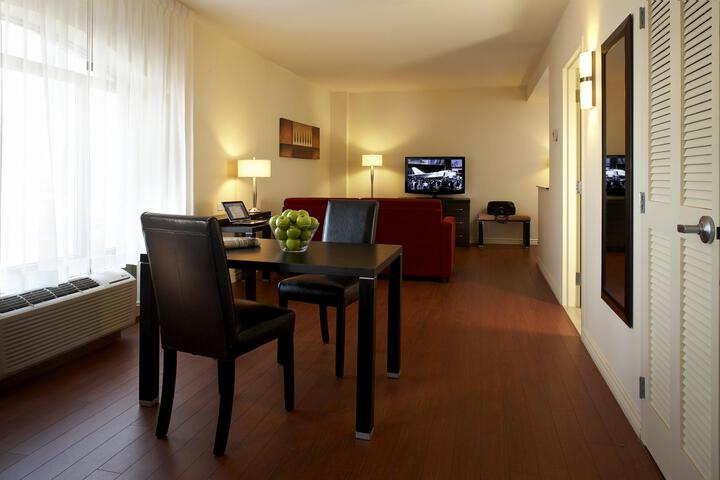 Standard Room, King or Two Doubles (3 of 4)