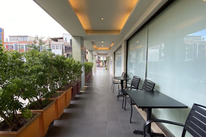 Terrace/Patio 37 of 38