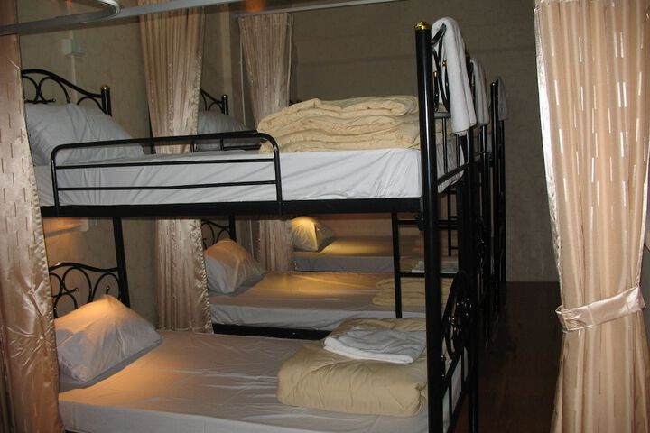 Room 5 of 25