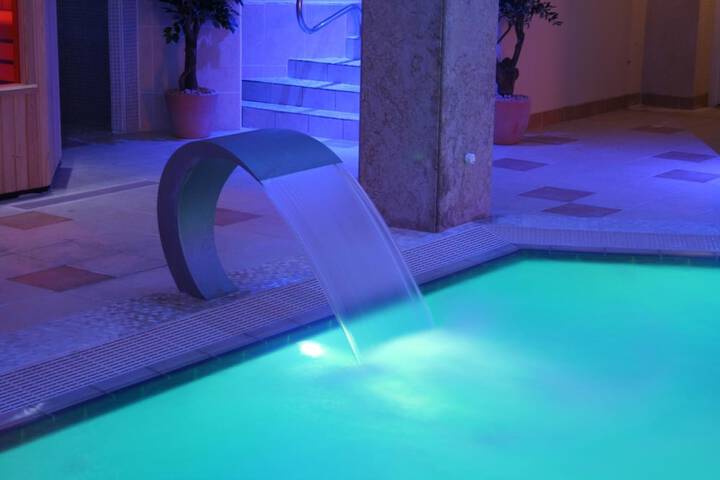 Pool 68 of 83