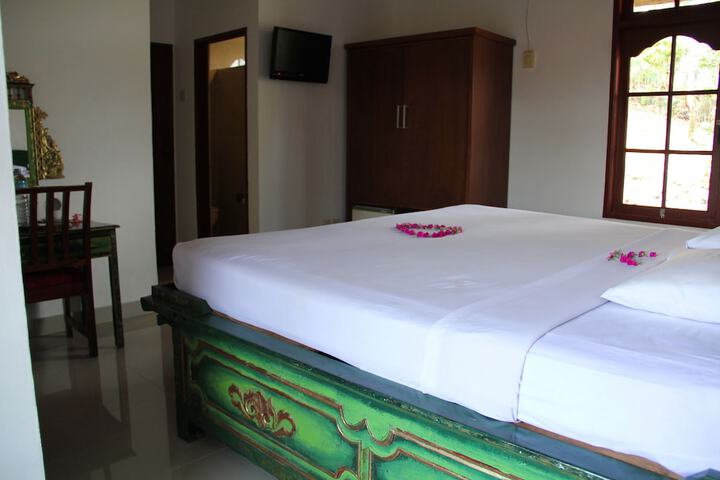 Room 34 of 81