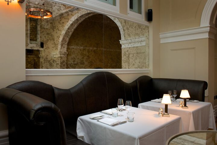 Dining 40 of 59
