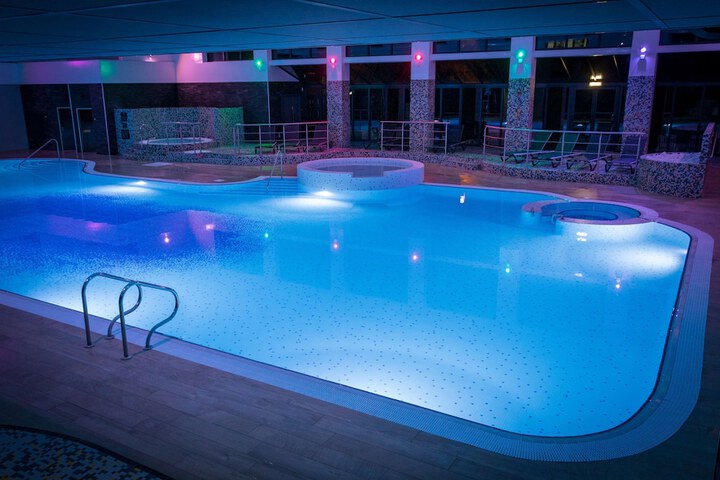 Hotel Pool