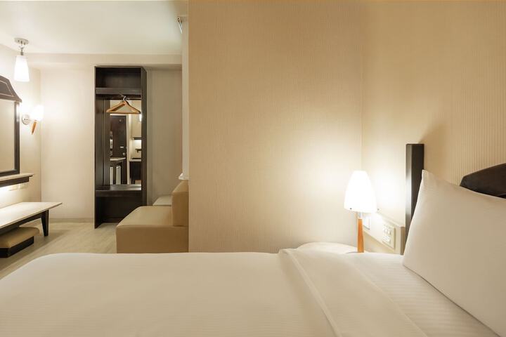 Room 7 of 21