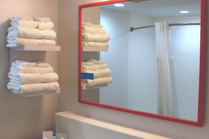 Bathroom shower