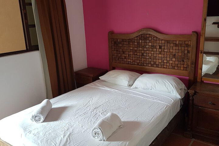 Room 10 of 60