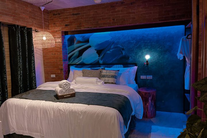 Room 30 of 80