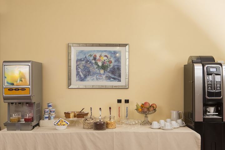 Dining 64 of 79