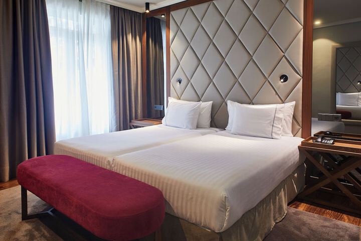Room 34 of 121