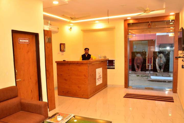 Hotel Interior 4 of 24